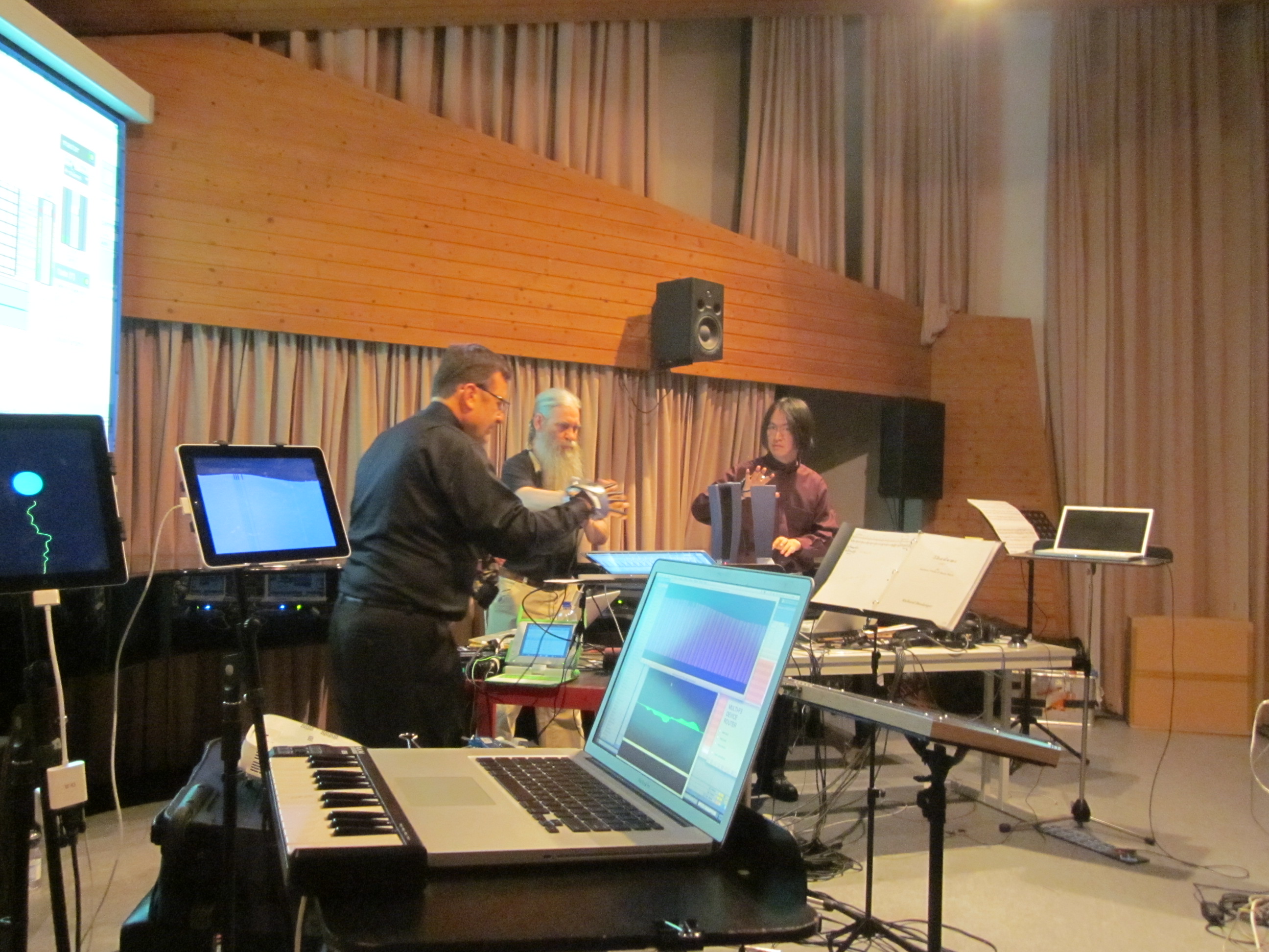 Hanover PowerGlove Trio